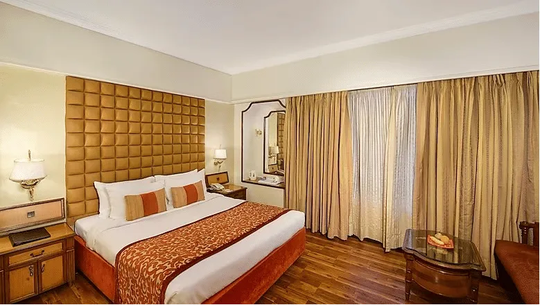 Deluxe King Room